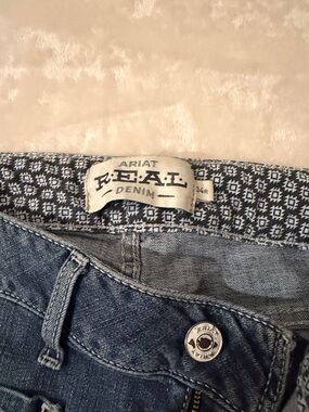 Ariat Women's Midwash Blue Denim Jeans